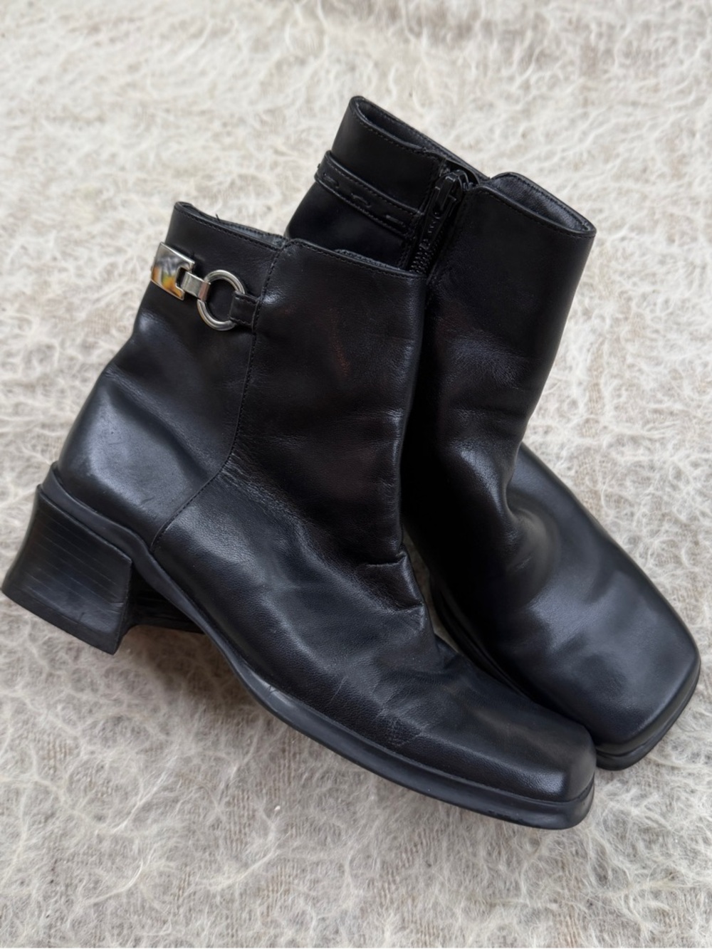 Nine West Black Leather Ankle Boots – Size 5.5 - Picture 4 of 6